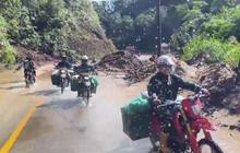 TNI Salurkan Logistik Taput Pakai Motor Trail, Bantu Warga Terdampak Bencana