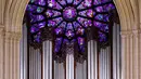 Untuk merayakan momen ini, katedral Notre-Dame akan mengadakan misa khusus dua kali sehari selama delapan hari ke depan. (Ludovic MARIN/POOL/AFP)