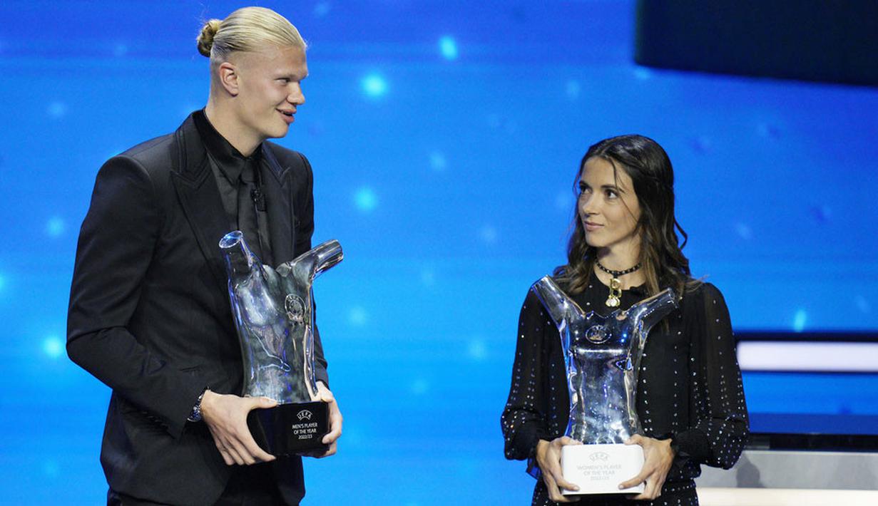 Pemain berusia 23 tahun itu menjadi monster di depan gawang dengan mencetak 52 gol dalam 53 pertandingan di semua kompetisi pada musim perdana di Man City. (AP Photo/Daniel Cole)