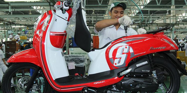 Penjualan Meningkat Cukup Signifikan, Honda Upgrade Mesin Scoopy FI