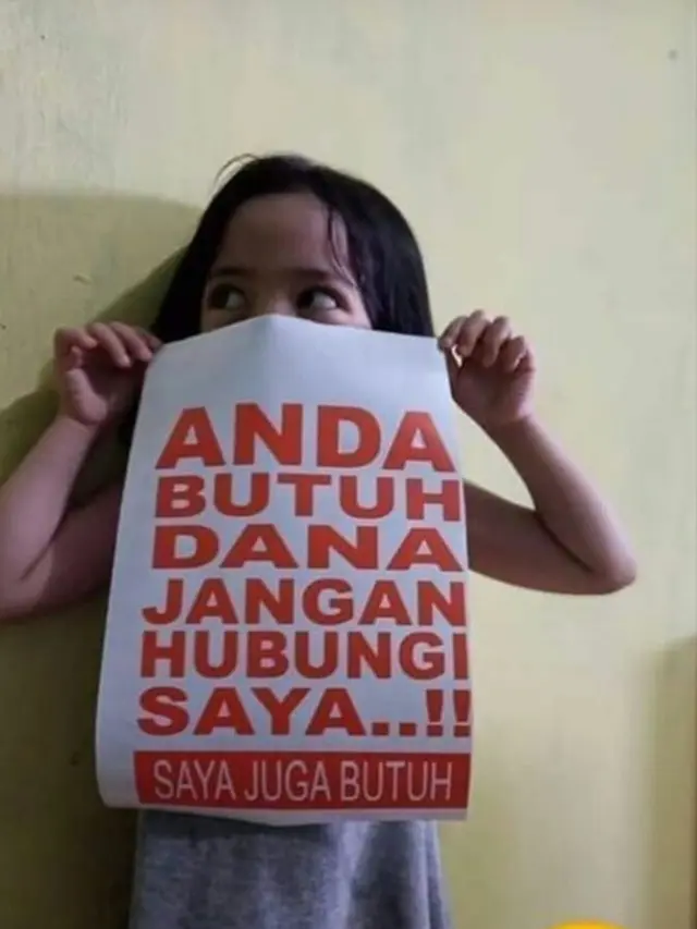 6 Tulisan Kocak Butuh Uang Ini Bikin Ngakak