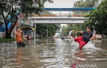 Prakiraan Hujan Jakarta: BMKG Prediksi Ibu Kota Diguyur Hujan Sepanjang Selasa