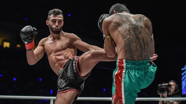 Salah satu pertarungan di panggung ONE Championship