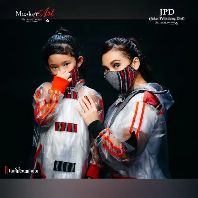 Siap Jalani New Normal, Ini 7 Gaya Ayu Ting Ting dan Bilqis Pakai JPD