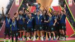 Inter Milan berhasil menambah gelar mereka pada musim ini dengan menyabet juara Coppa Italia pada Rabu (13/05/2026) malam waktu setempat. (AP Photo/Andrew Medichini)