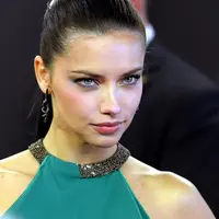 Adriana Lima (Bintang/EPA)
