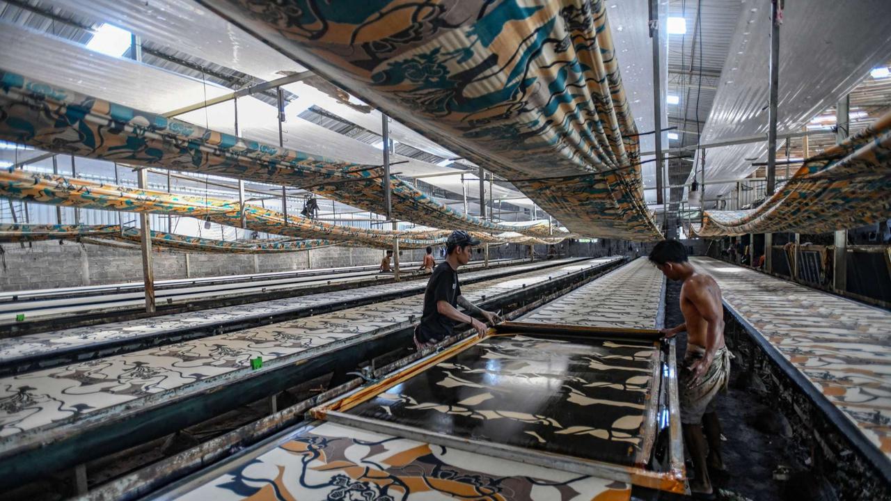 Industri kain warna-warni yang mendunia di Sukoharjo