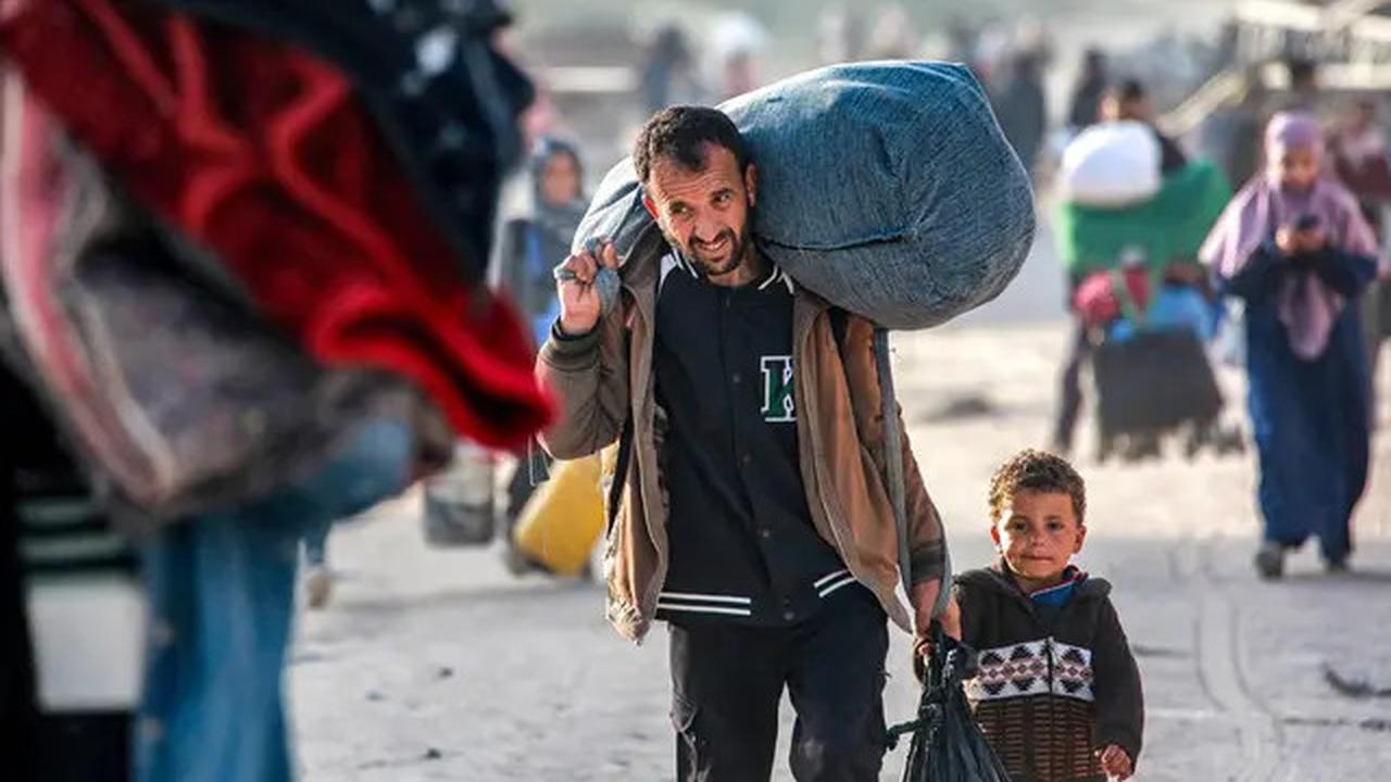 Israel Kembali Serang Gaza, Warga Balik Mengungsi