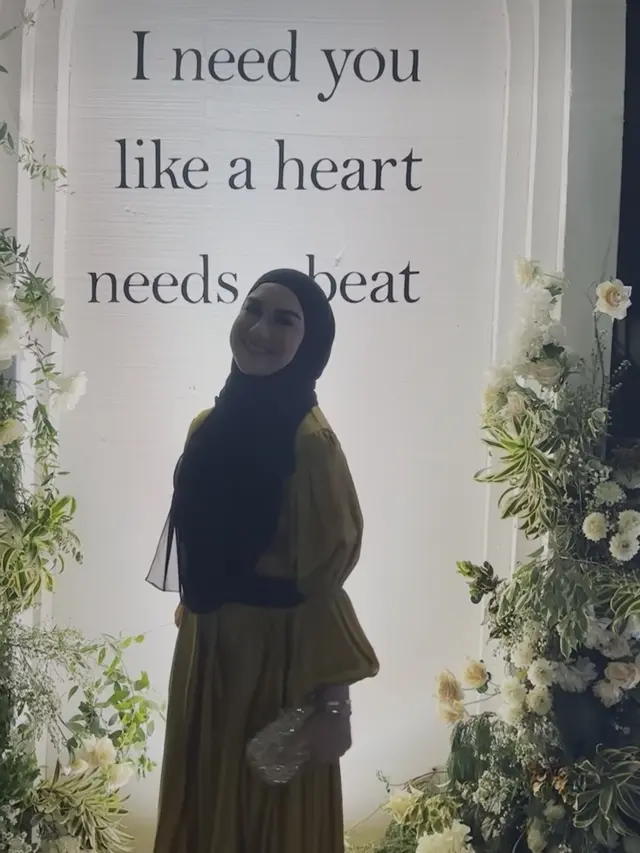 Adiba Kanza menikah dan dihadiri beberapa rekan selebriti