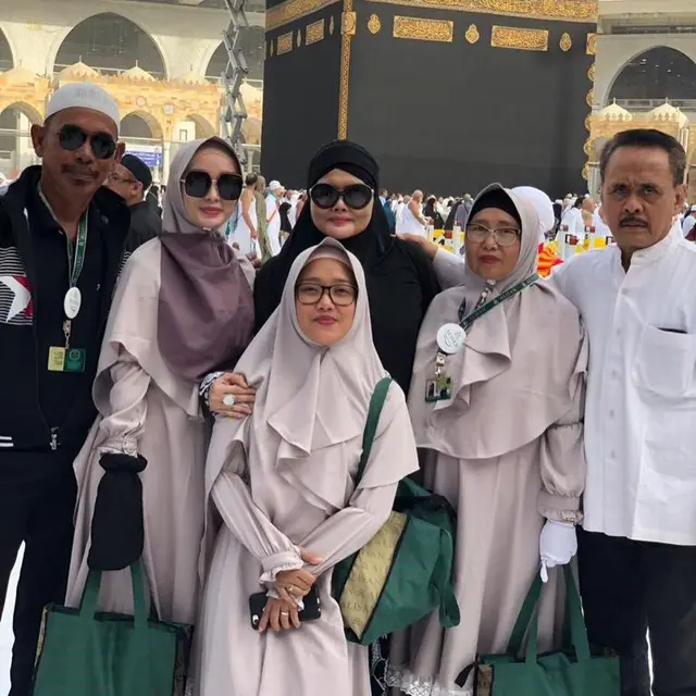 Sambut Iduladha 2021, 6 Seleb Indonesia Ini Unggah Momen saat di Tanah Suci