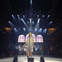Penampilan Nadin Amizah di KapanLagi Buka Bareng BRI Festival 2025. Minggu, (16/3/25), di Plaza Parkir Timur, GBK, Jakarta. (Dicky Fadillah)