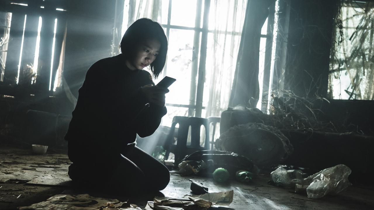 Karya Terbaru Song Hye Kyo Dark Nuns Viral, Ini 6 Rekomendasi Film Horor Korea Sejenis yang Wajib Ditonton di Netflix