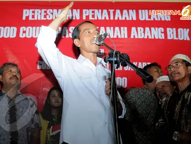 Gubernur DKI Jakarta Joko Widodo meresmikan food court Blok G Tanah Abang, Senin (14/04/2014) (Liputan6.com/Herman Zakharia).
