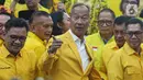 Pelaksana Tugas (Plt) Ketua Umum Partai Golkar, Agus Gumiwang Kartasasmita usai memberikan keterangan terkait hasil rapat pleno pengurus Dewan Pimpinan Pusat (DPP) Partai Golkar di Gedung Golkar Slipi, Jakarta Barat, Selasa (13/8/2024). (Liputan6.com/Angga Yuniar)