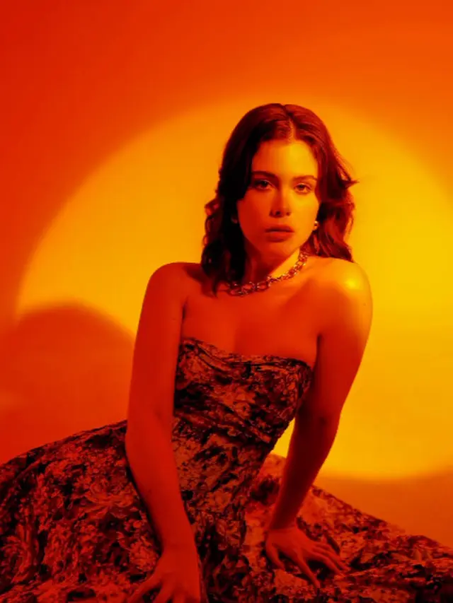 Warisi Bakat Modelling Sang ibu,  Pesona Elegan Manuella Anak Bungsu Sophia Latjuba di Pemotretan Terbaru