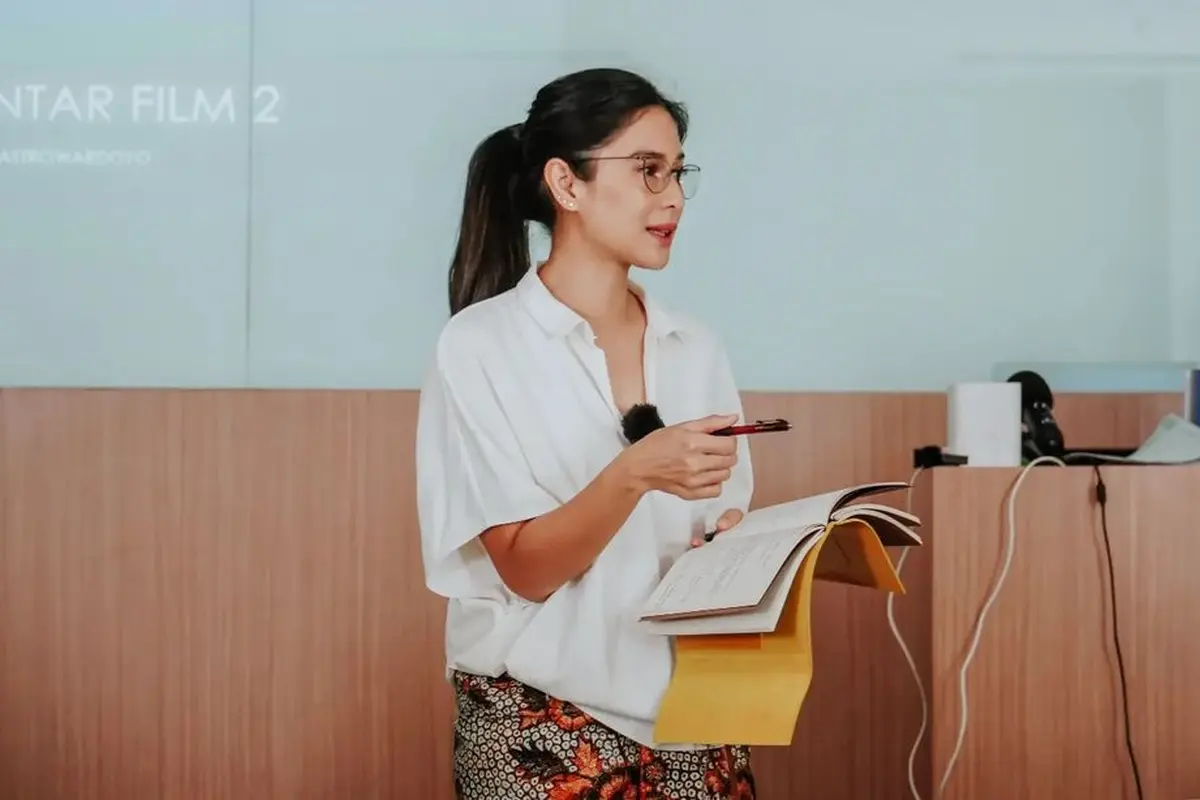 [Fimela] Dian Sastrowardoyo