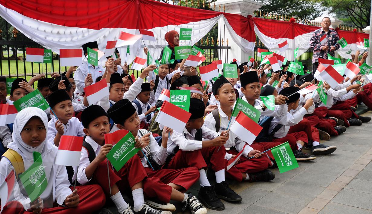 Pelajar SD Kota Bogor Siap Sambut Kedatangan Raja Salman Foto