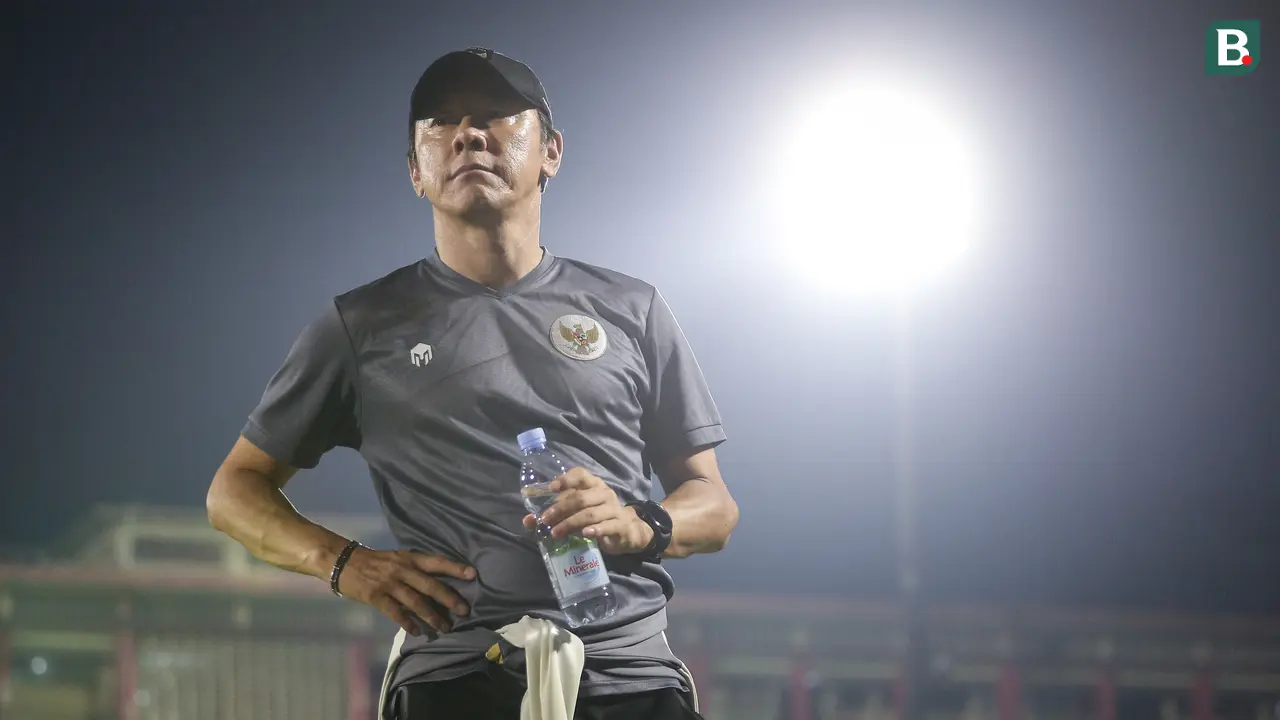 Latihan Timnas Indonesia Senior dan Timnas Indonesia U-20