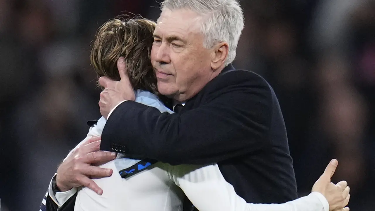 Foto: Lesatan Super Luka Modric saat Jebol Gawang Sevilla, Bawa Real Madrid Kukuh di Puncak Klasemen Liga Spanyol