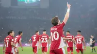 Striker Timnas Indonesia, Ole Romeny, berselebrasi usai mencetak gol ke gawang China dalam laga Kualifikasi Piala Dunia 2026 zona Asia di Stadion Utama Gelora Bung Karno (SUGBK) Senayan, Jakarta, Kamis (5/6/2025). (Bola.com/Bagaskara Lazuardi)