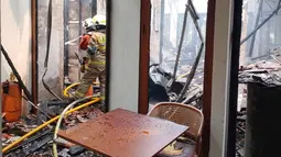 Cerobong Exhaust Terbakar, Restoran di Jaksel Dilalap Api