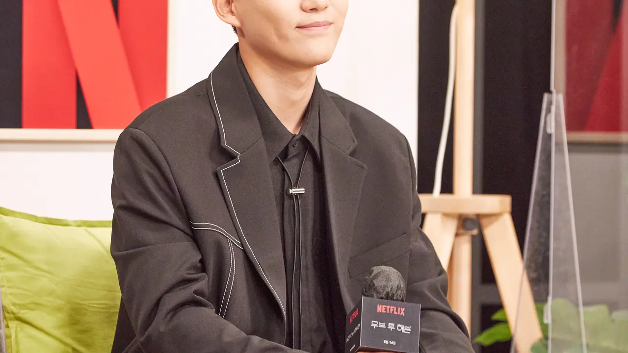 Tang Jun Sang dalam konferensi pers Move to Heaven. (Foto oleh: Netflix)