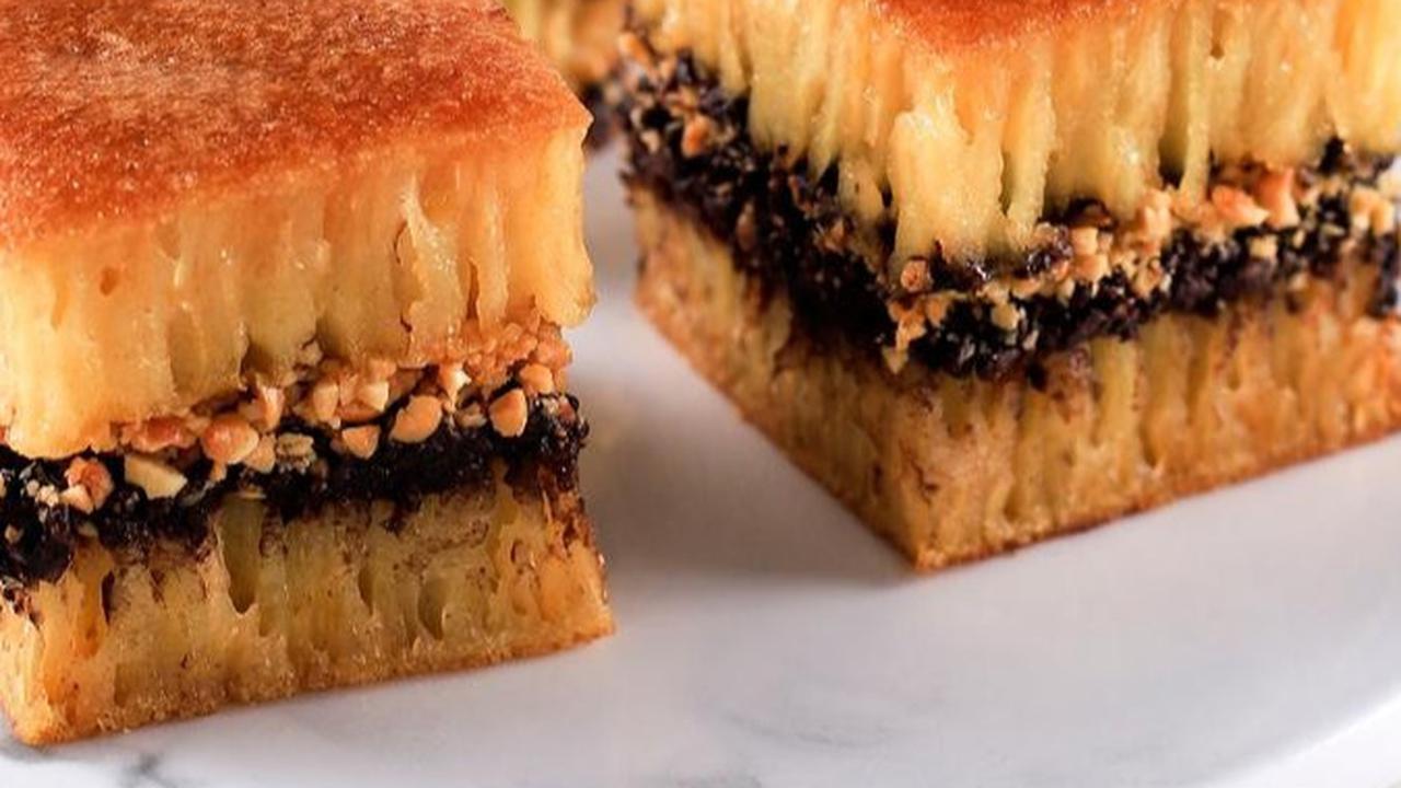 Martabak Manis