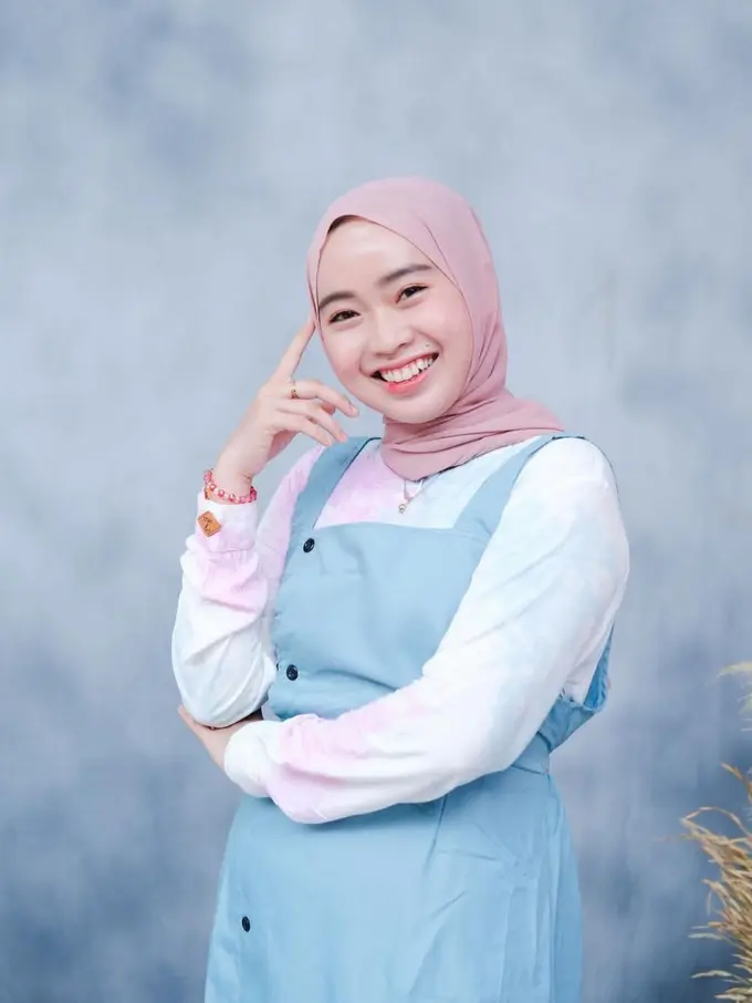 Asrinda Basri content creator yang menginspirasi