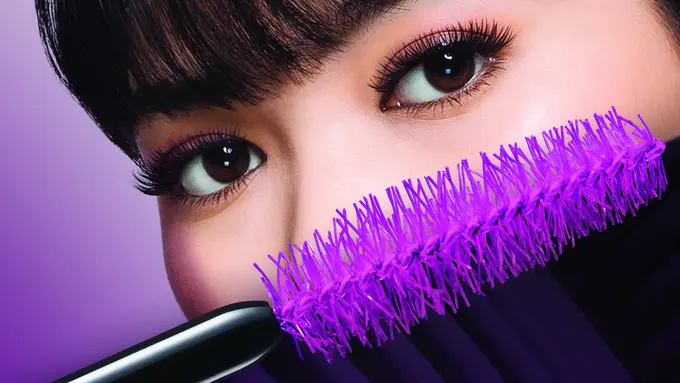 Maskara bikin bulu mata tebal