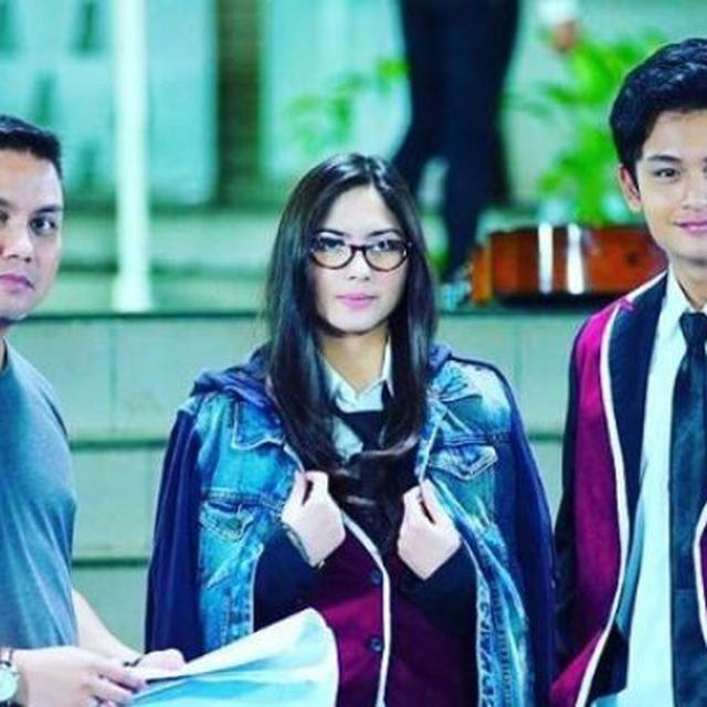 Jessica Mila Randy Martin Jadi Pasangan Untuk Annoying Boy Showbiz Liputan6 Com