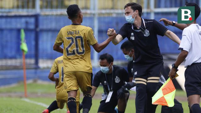 FOTO: Gol Arthur Bonai Bawa Bhayangkara Solo FC Unggul 1-0 atas PSM Makassar di Babak Pertama - Sani Rizki Fauzi