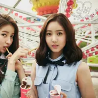 GFRIEND mengunggah berbagai foto para personel mereka yang berpose untuk teaser lagu baru,