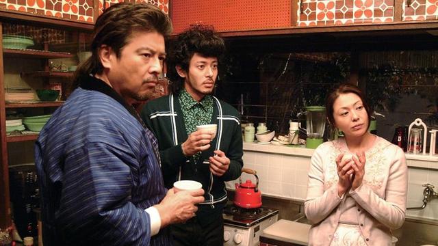 Adrift in Tokyo (2007)