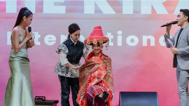 Peresmian Kostum Nasional Sophie Kirana
