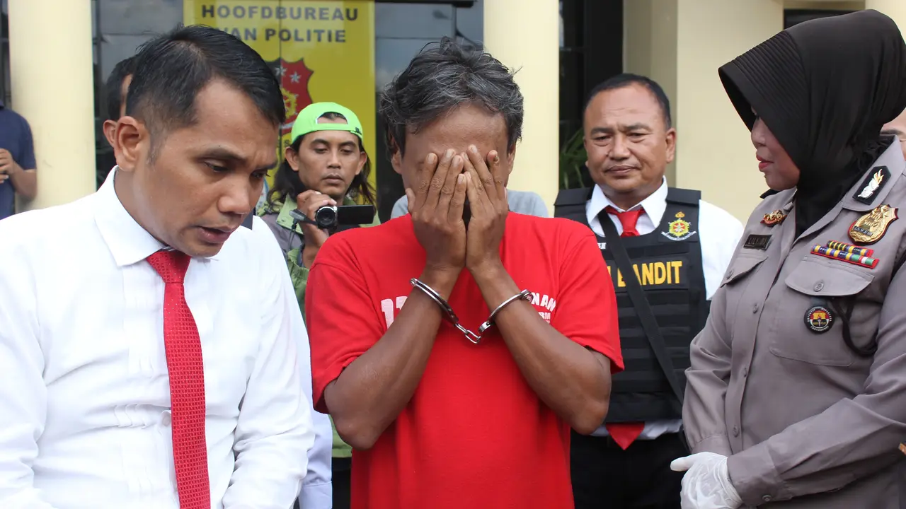 Berawal dari Gemas, Kakek di Surabaya Cabuli Cucu Tetangga