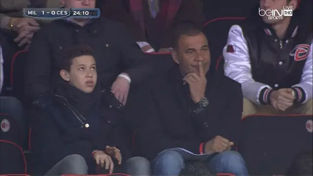 Ruud Gullit (C) twitter