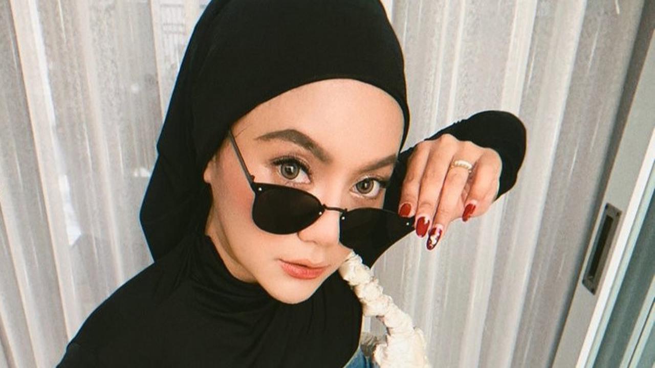 Sedang Jadi Perbincangan, Potret Selebgram Cantik Arie Rieyanthie yang Bongkar Perselingkuhan Suami