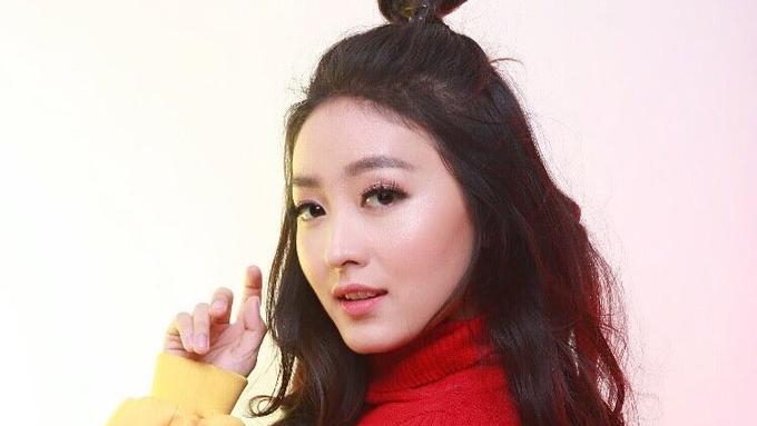 600 Model Jaket Natasha Wilona Terbaik