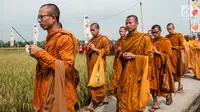 Di Hari Raya Waisak, Lakukan Meditasi Kesadaran untuk Redakan Stres