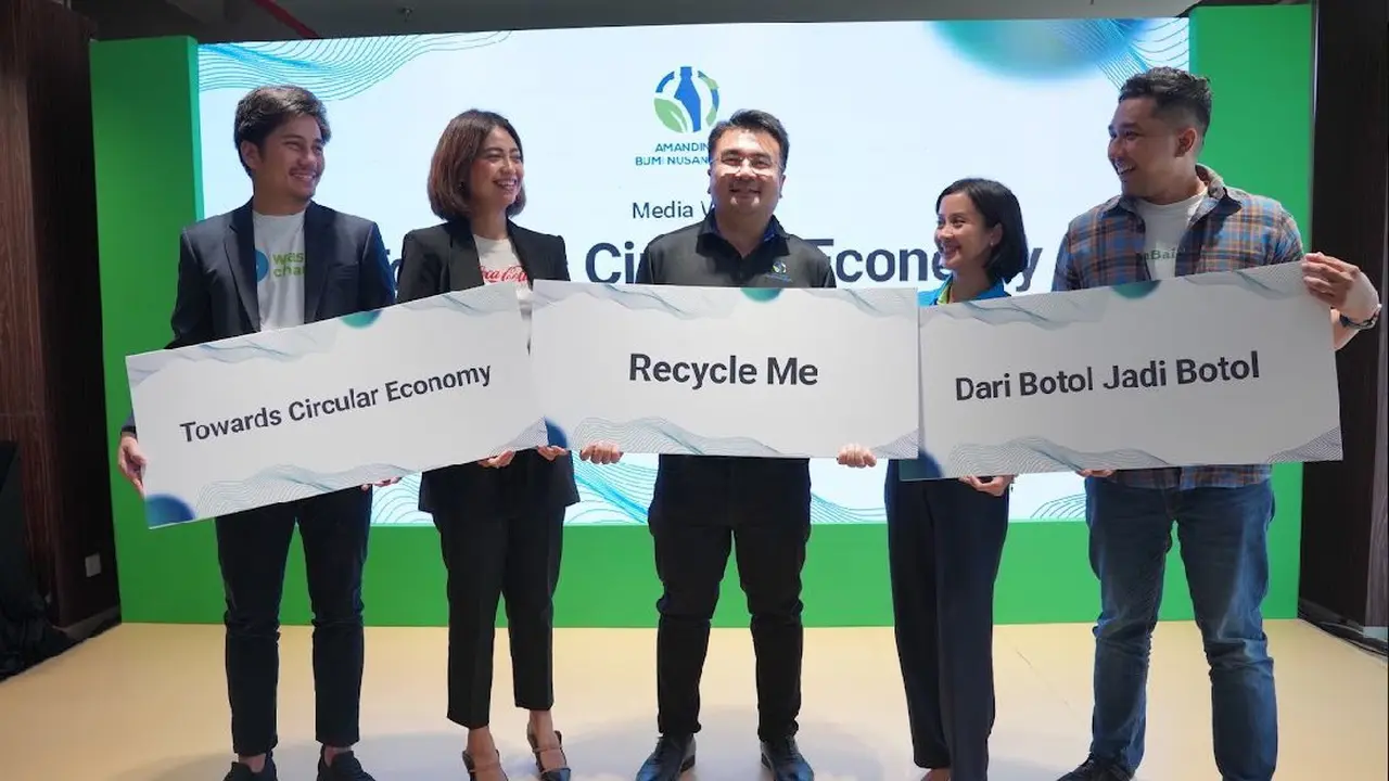 Recycle Sampah Botol Plastik 100 Ton per Bulan, Amandina X Coca-Cola Europacific Impor Botol PET Bekas Pakai hingga Eropa dan Australia
