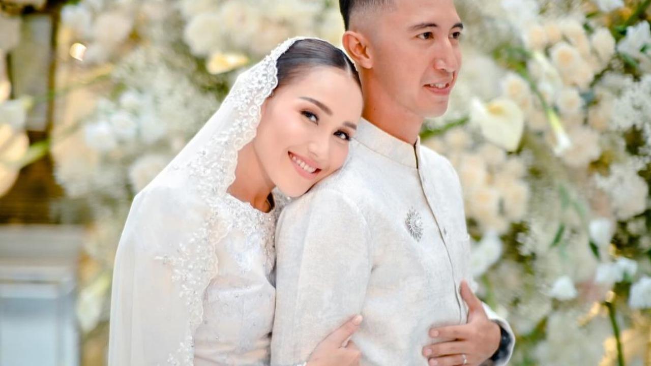 1. Ayu Ting Ting