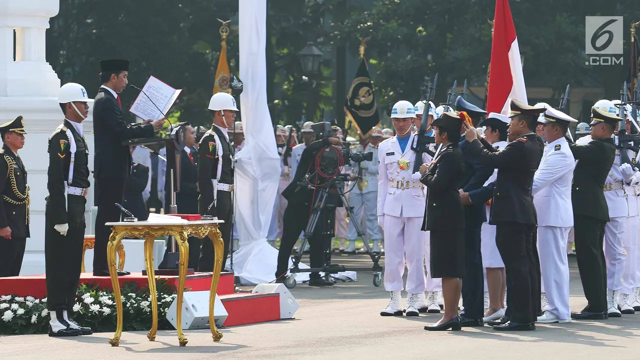 Jokowi Lantik Perwira Remaja TNI Polri