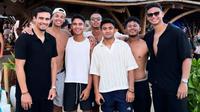 Para pemain Timnas Indonesia berlibur di Bali. (Bola.com/Dok.Instagram Asnawi Mangkualam).