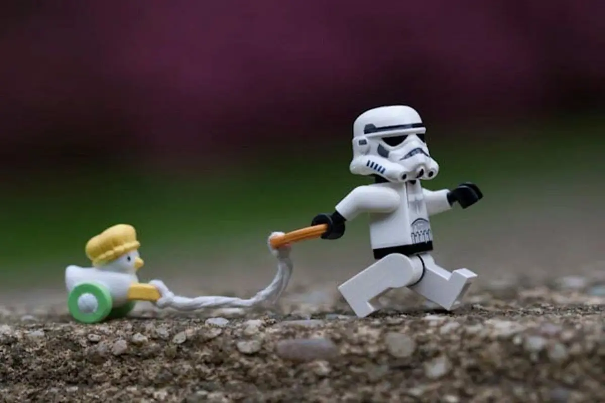 10 Barang Ini Bisa Bikin Penggemar Star Wars Sirik Maksimal!