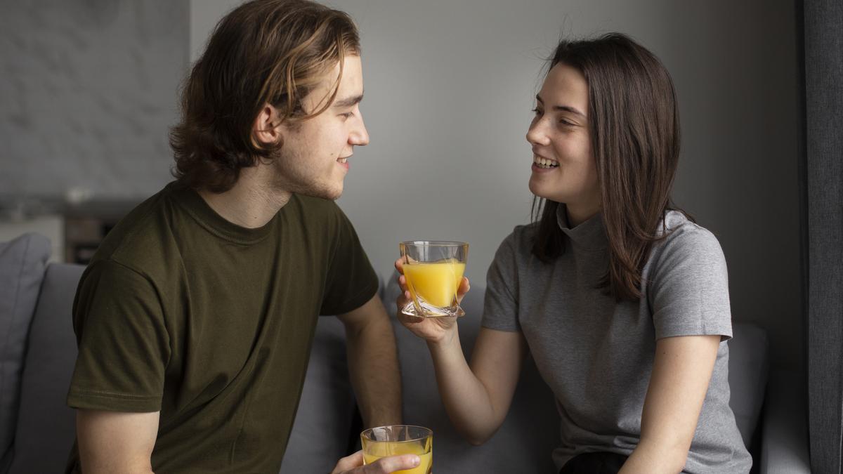 Ngode Gebetan Tanpa Bikin Ilfeel? Coba Trik Soft Flirting!