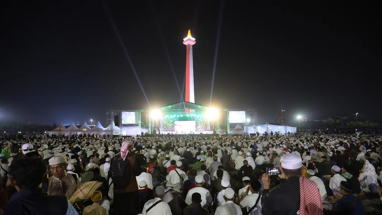 FOTO: Reuni 212 di Monas Seruan Perbaikan Bangsa