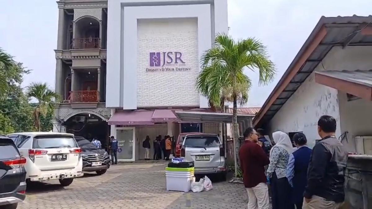 Kasus Tambang Ilegal Lampung Belum Selesai, Puluhan Kantong Emas Disita dari Toko Perhiasan