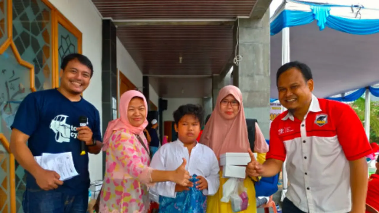 Tosca Cyber Gelar Bakti Sosial untuk Warga di Bekasi