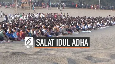 Setiap Idul Adha atau Idul Fitri ada lokasi di pantai Parang Tritis yang menjadi favorit warga untuk salat id. Warga menamainya Padang Arafah Bantul. Dinamakan demikian karena lokasinya sepeti kita berada di Padang Arafah Arab Saudi.