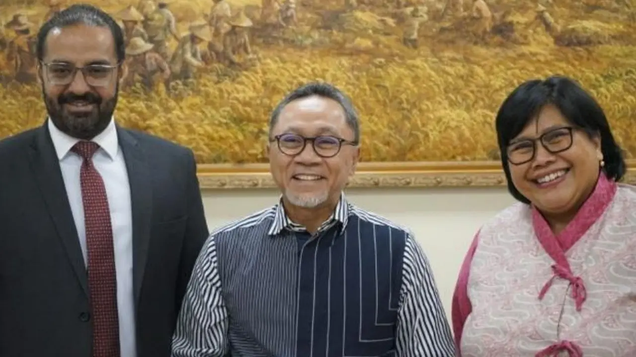 Menteri Perdagangan Zulkifli Hasan bertemu Wakil Direktur Pengembangan Korporat Apollo Hospitals Enterprise Harinder Singh Sidhu di New Delhi, India. (Dok Kemendag)